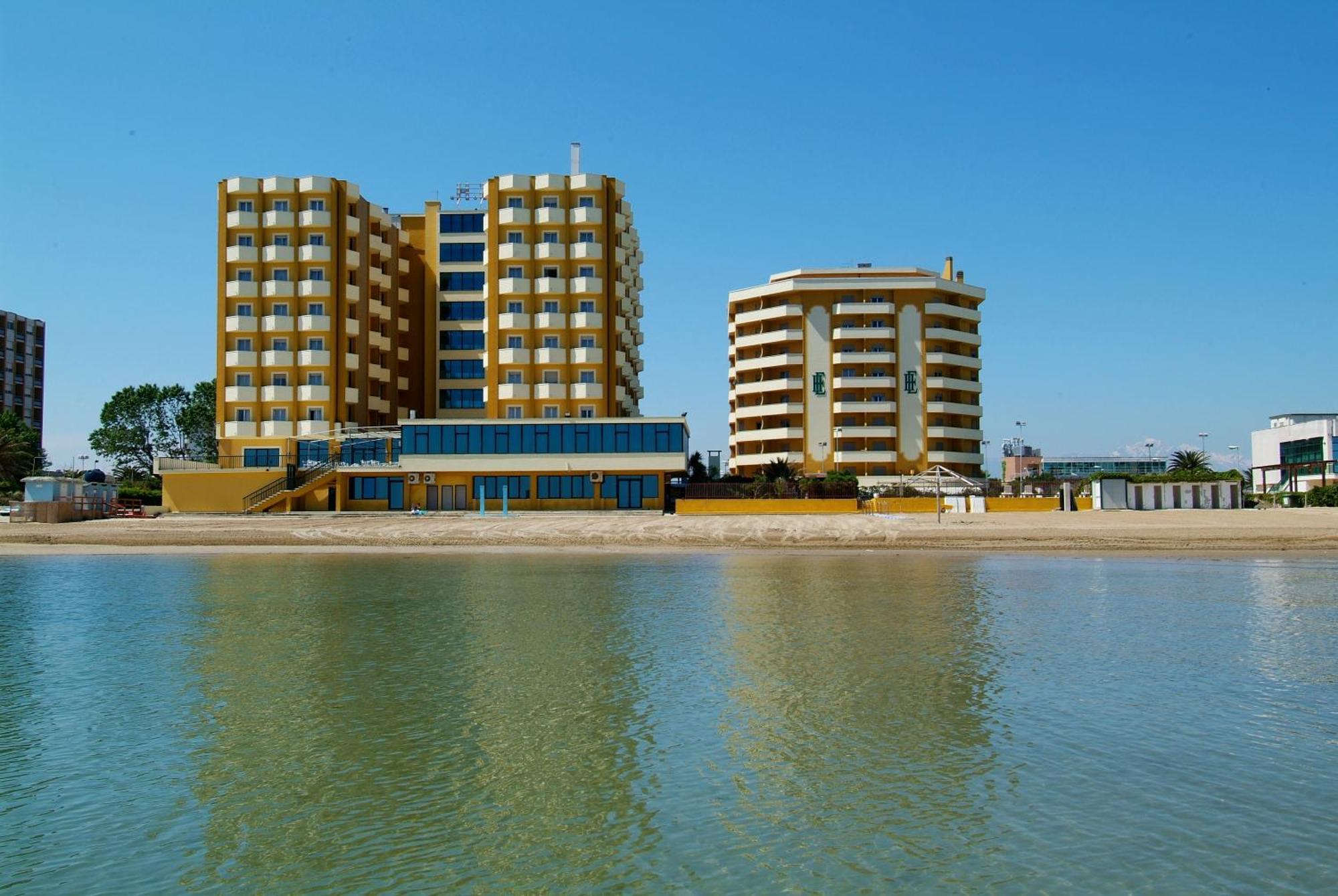 Grand Eurhotel Montesilvano Exterior photo